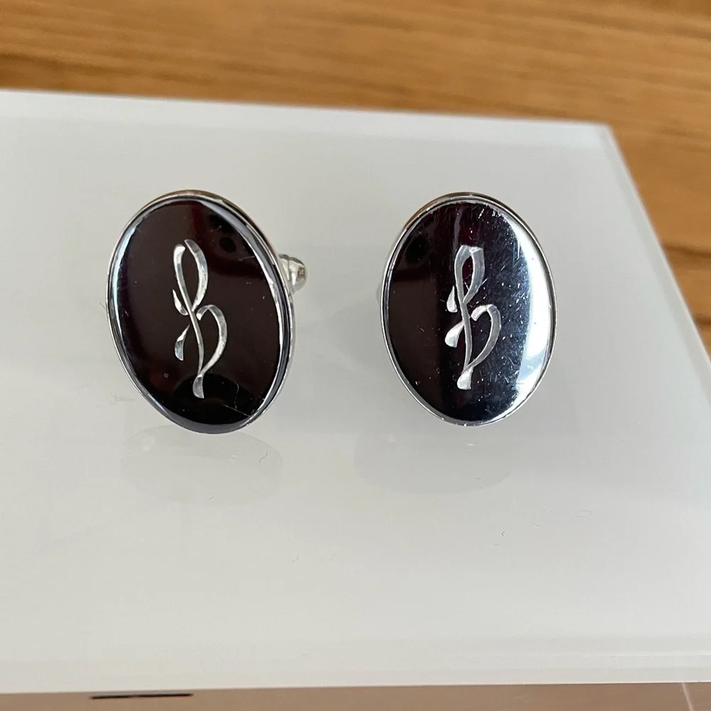 G Monogram Engraved Initial Letter Name Font Vintage Cuff Links